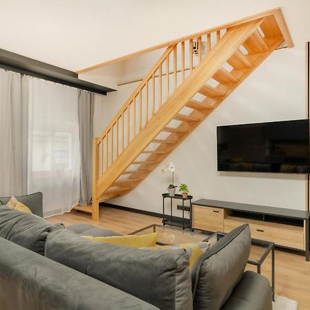 Komeda Apartment Hidden In Poznan Old Town By Noclegi Renters מראה חיצוני תמונה
