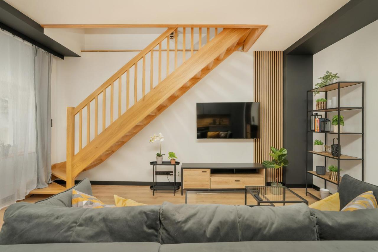 Komeda Apartment Hidden In Poznan Old Town By Noclegi Renters מראה חיצוני תמונה