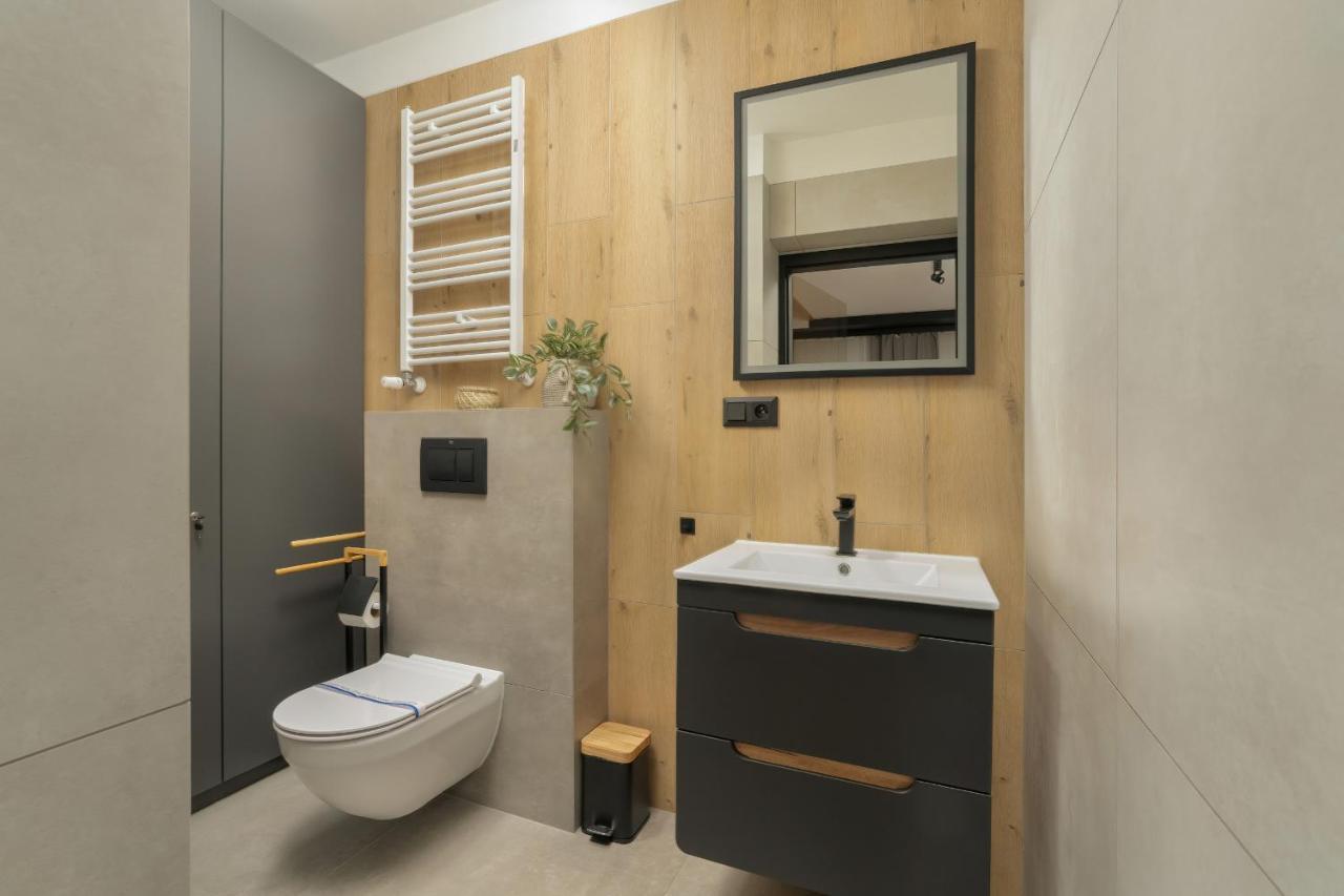 Komeda Apartment Hidden In Poznan Old Town By Noclegi Renters מראה חיצוני תמונה