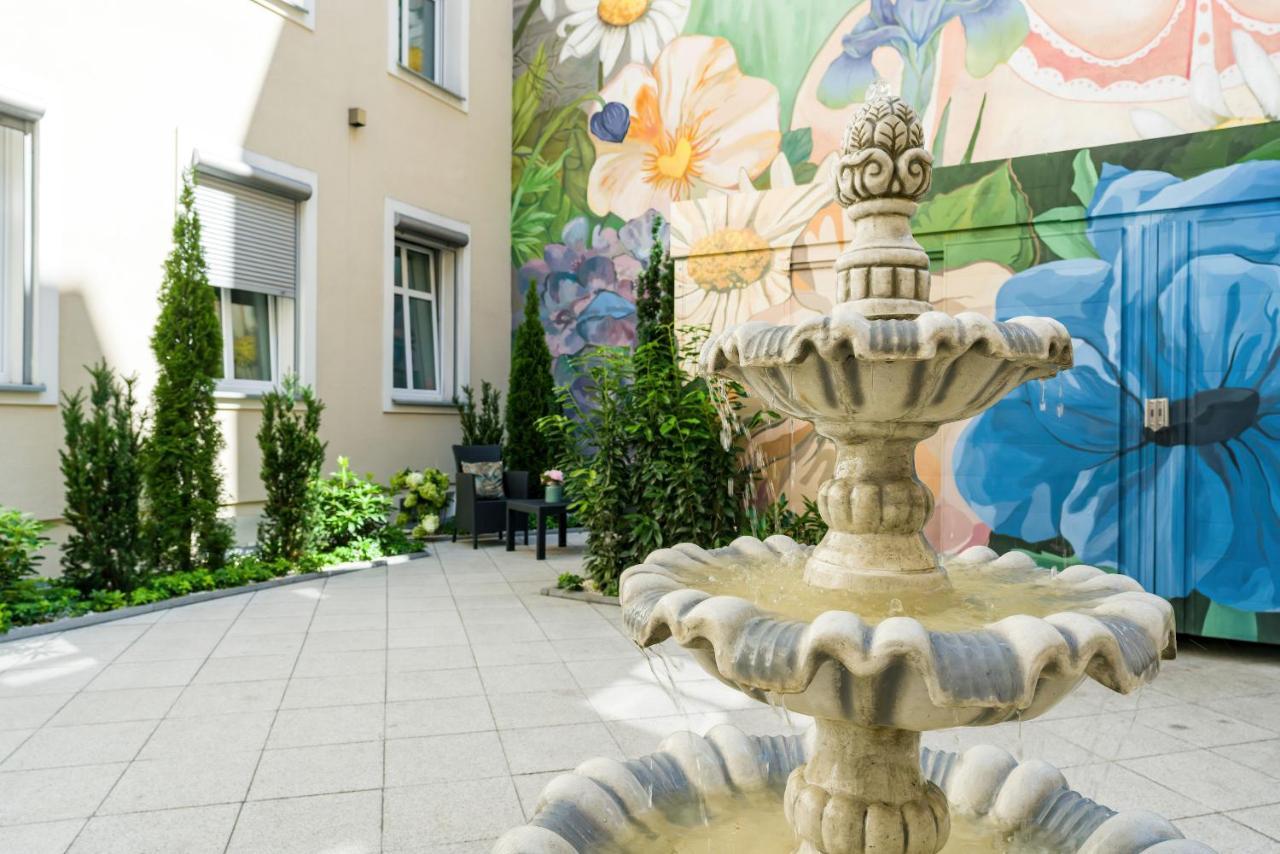 Komeda Apartment Hidden In Poznan Old Town By Noclegi Renters מראה חיצוני תמונה