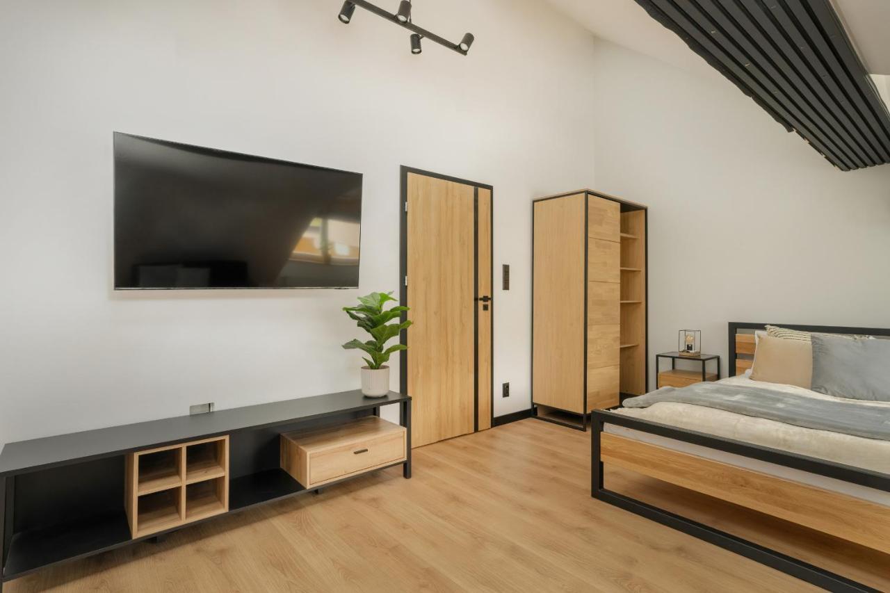 Komeda Apartment Hidden In Poznan Old Town By Noclegi Renters מראה חיצוני תמונה